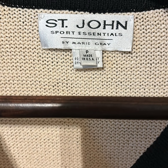 ST JOHN SWEATER SET - Picture 3 of 7